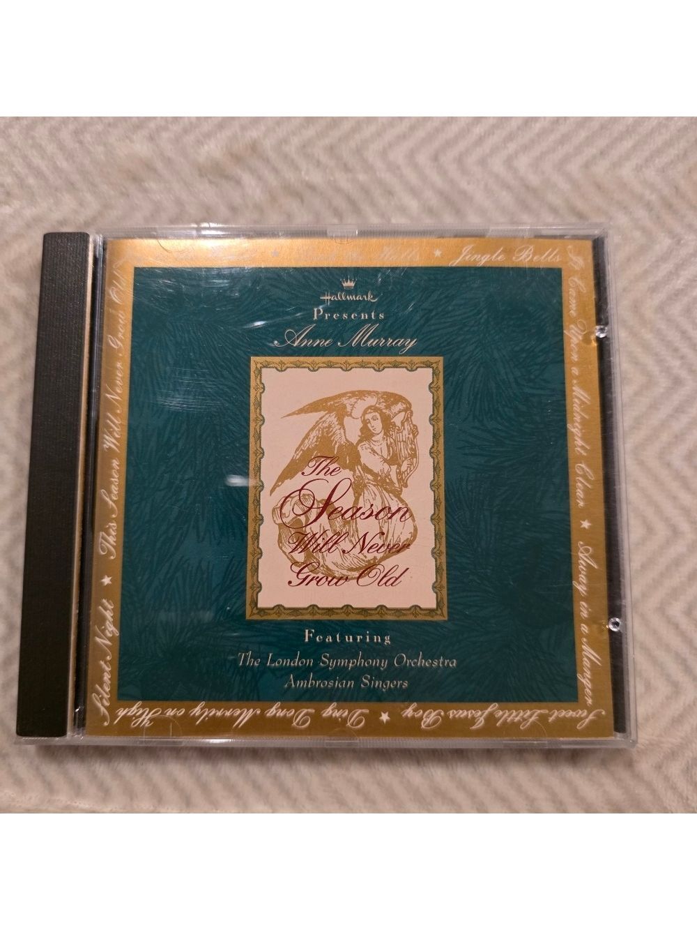 3 for $10 - Hallmark Presents Anne Murray The Season Will Never Grow Old CD